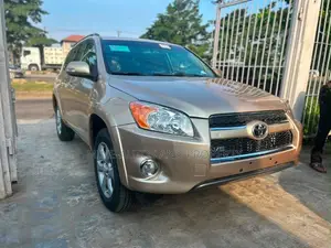Toyota RAV4 3.5 Limited 4x4 2012 Gold