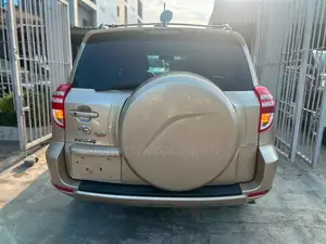 Toyota RAV4 3.5 Limited 4x4 2012 Gold