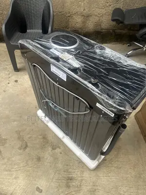 LG Jet Black Semi-Auto Twin Tub Laundry Machine
