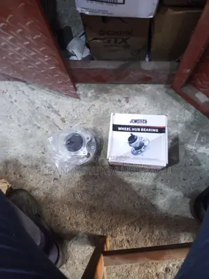 Back Hub Camry 2012-2017