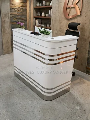 Executive Reception Table 1.4 Mitre