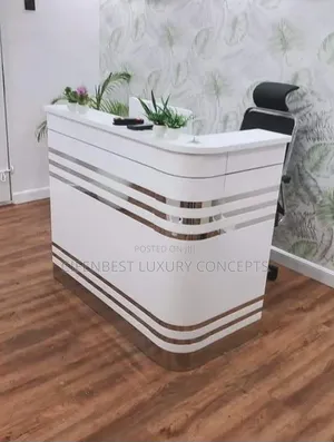 Executive Reception Table 1.4 Mitre