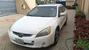 Honda Accord 2004 White