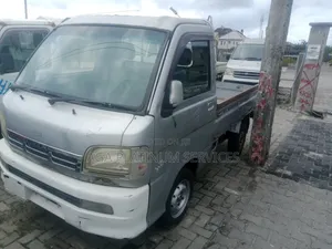 Daihatsu Mini Truck 2005 Gray