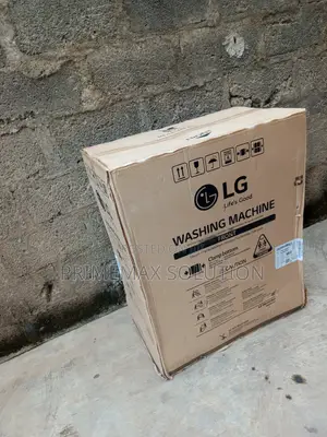 Roller Jet Pulsator + 9KG Capacity = Laundry Perfection
