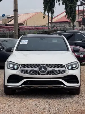 Mercedes-Benz GLC-Class 2017 White
