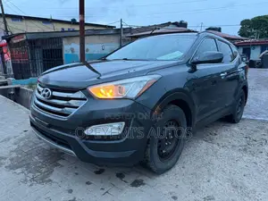 Hyundai Santa Fe 2014 Gray