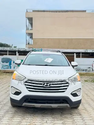Hyundai Santa Fe 2014 White