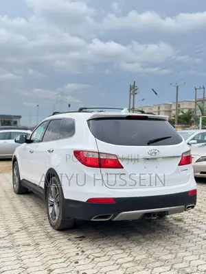 Hyundai Santa Fe 2014 White