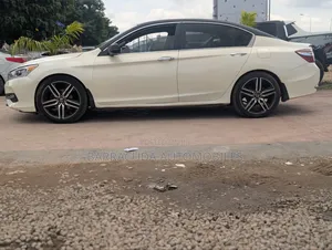 Honda Accord EX-L 4dr Sedan FWD (2.4L 4cyl 2A) 2013 White