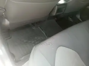Toyota Camry 2019 White