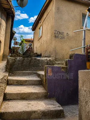 2bdrm House in Dutse Makarata for sale