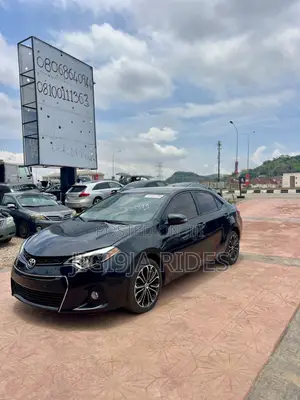 Toyota Corolla 2015 Black