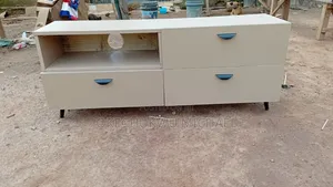 TV Stand / TV Console