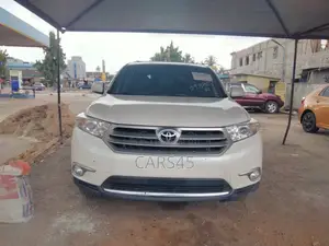 Toyota Highlander 2012 White