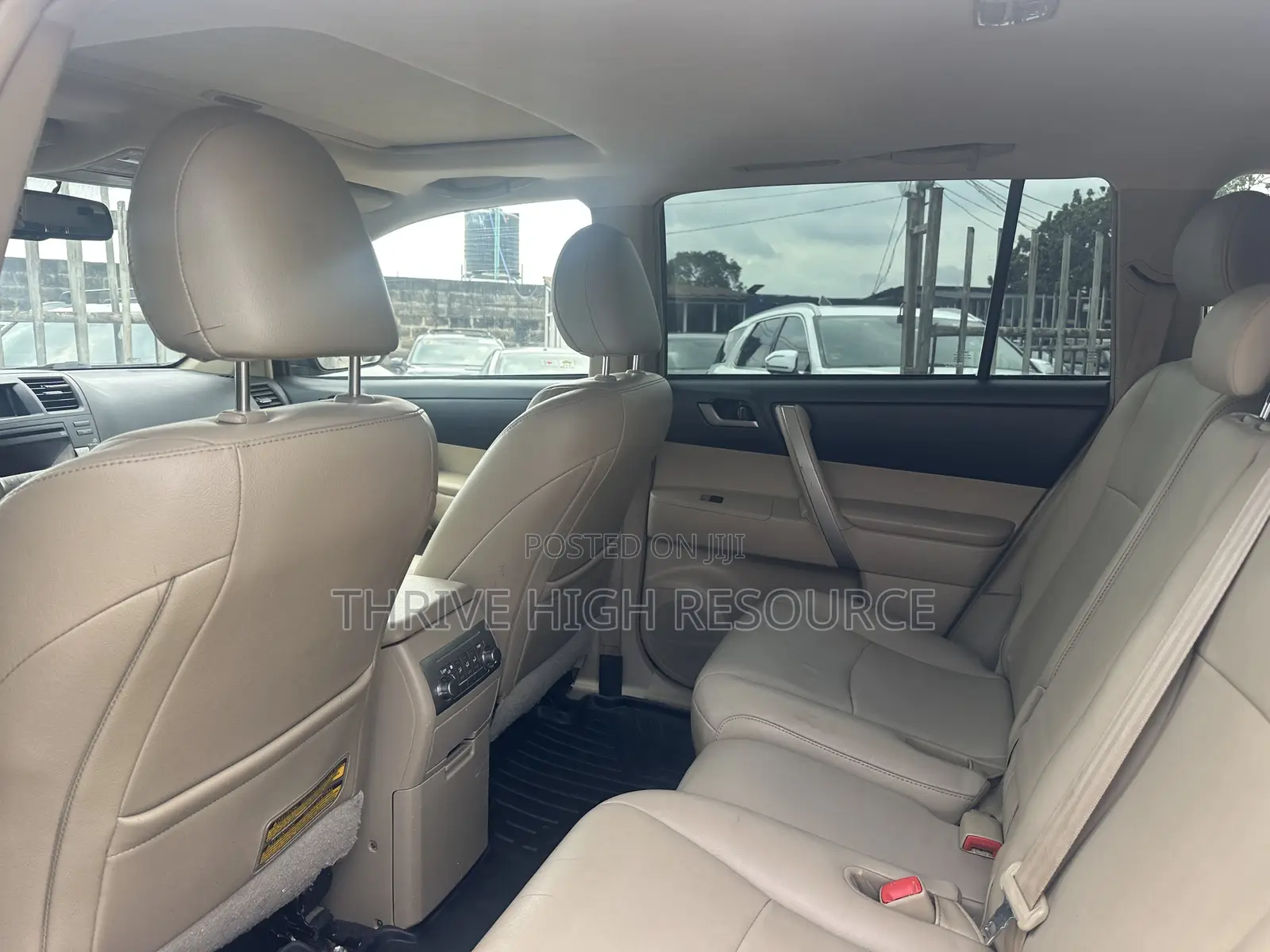 Toyota Highlander SE 2012 Black