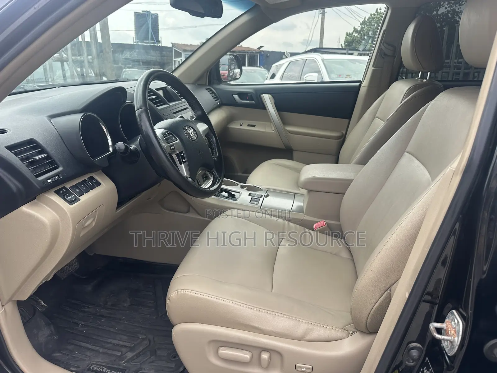 Toyota Highlander SE 2012 Black