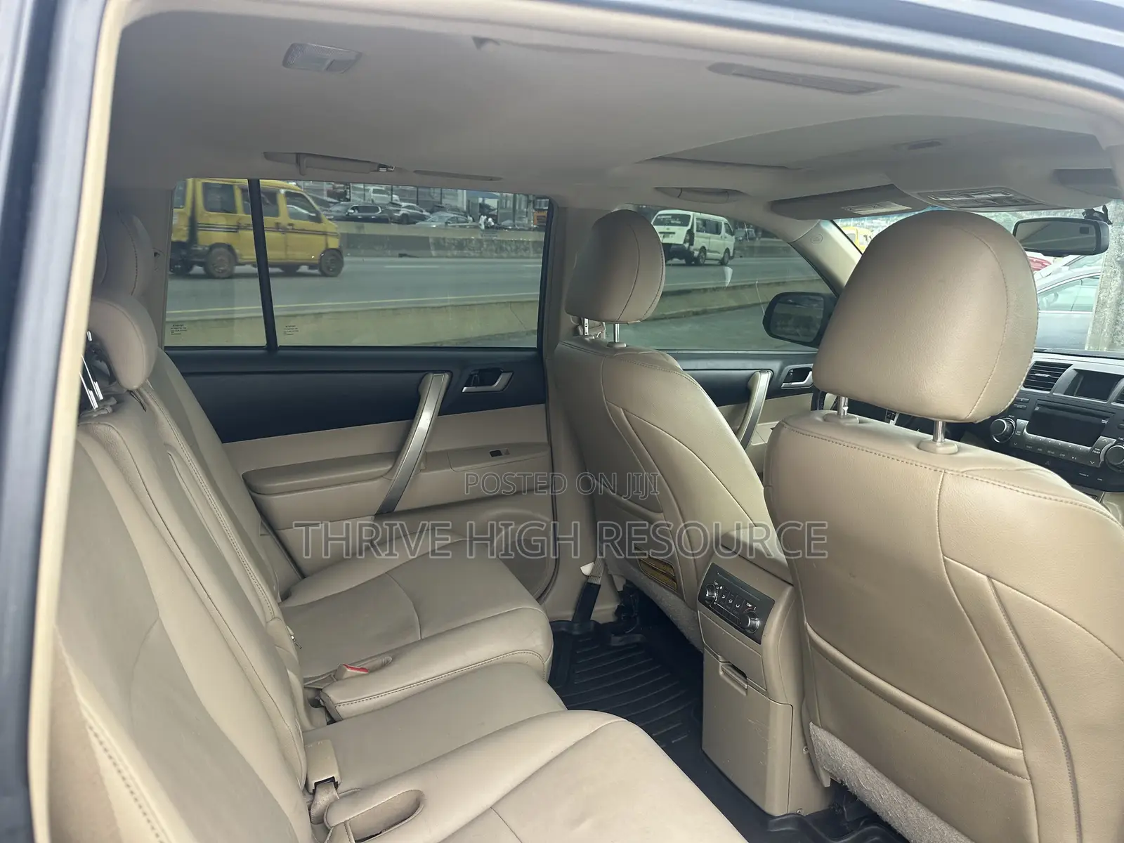 Toyota Highlander SE 2012 Black