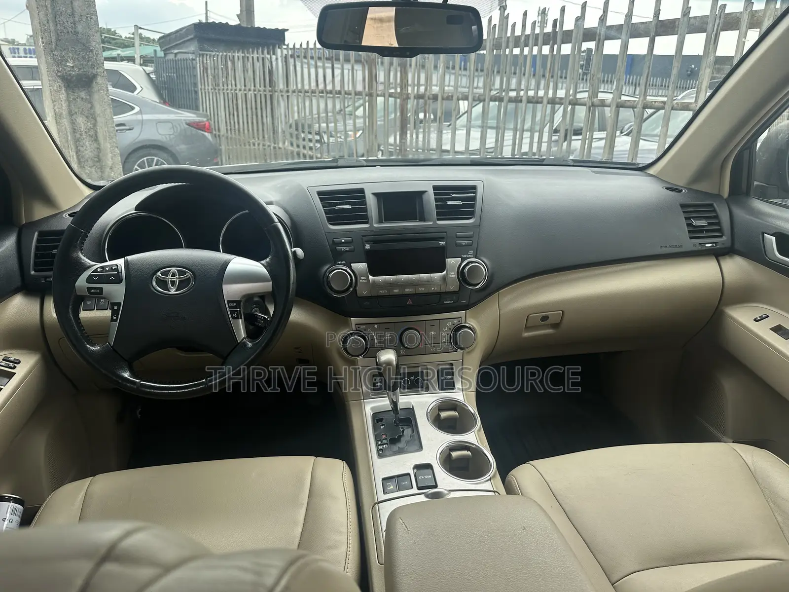 Toyota Highlander SE 2012 Black