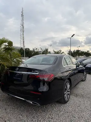 Mercedes-Benz E450 2021 Black