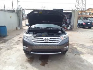 Toyota Highlander 2013 Gray