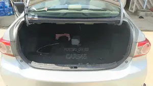 Toyota Corolla 2011 Silver