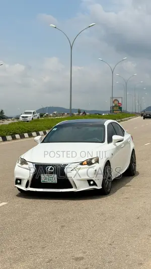 Lexus IS 2015 White