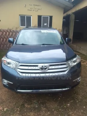 Toyota Highlander 2013 Blue