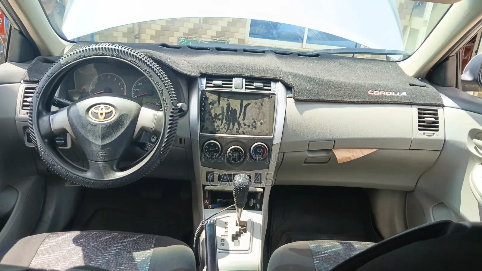Toyota Corolla 2011 Silver