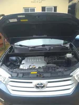 Toyota Highlander 2013 Blue