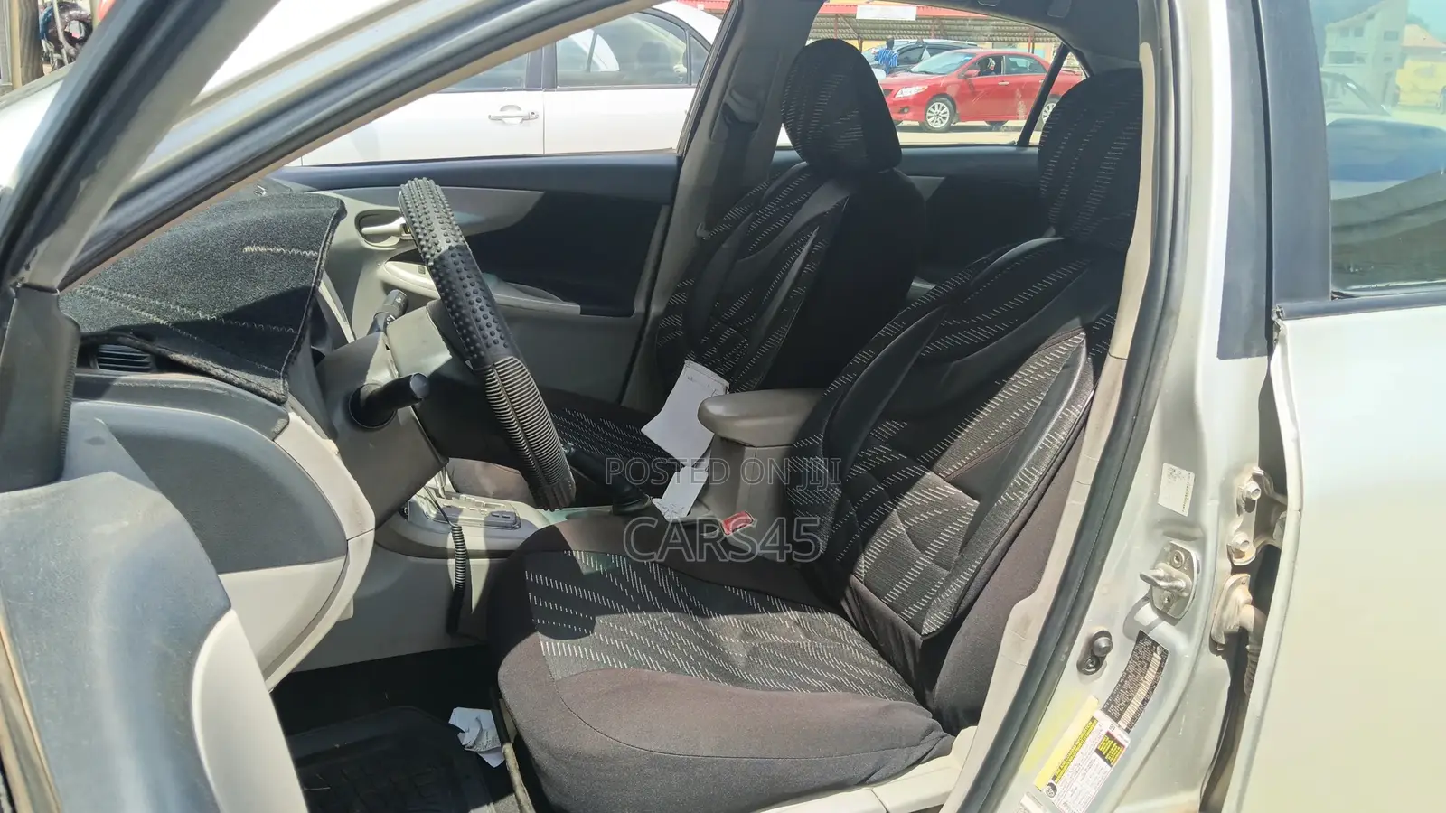 Toyota Corolla 2011 Silver