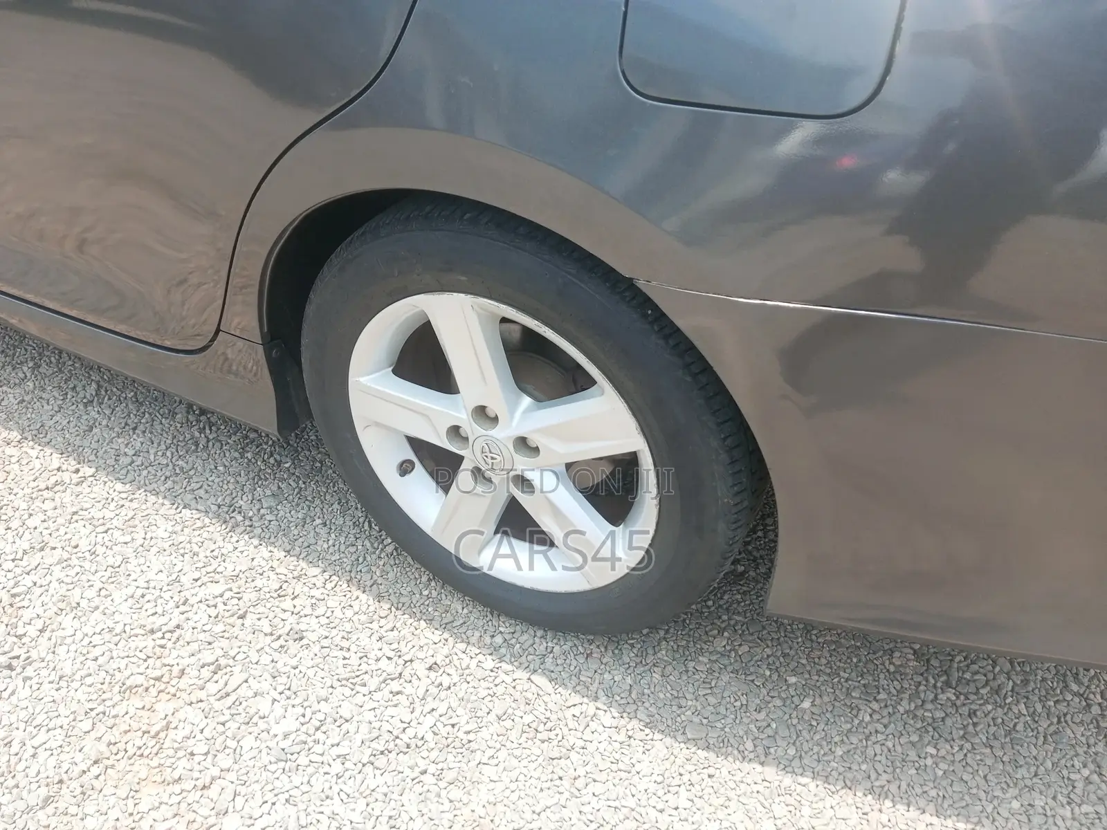 Toyota Camry 2012 Gray