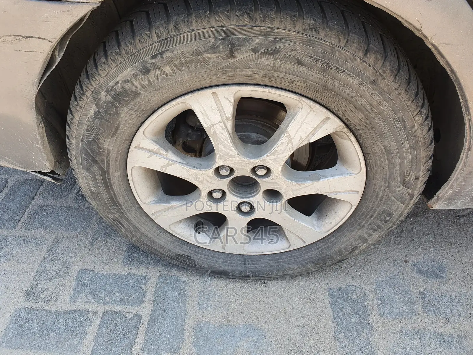 Toyota Camry 2005 Gray