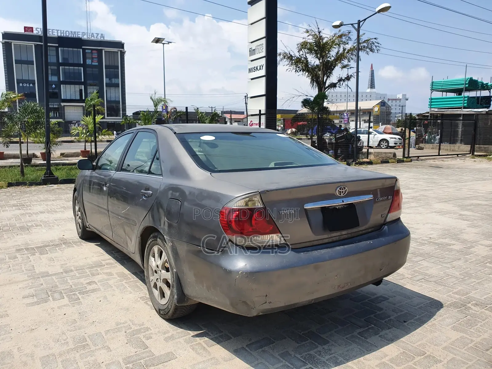Toyota Camry 2005 Gray