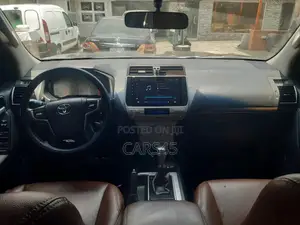 Toyota Land Cruiser 2022 Black