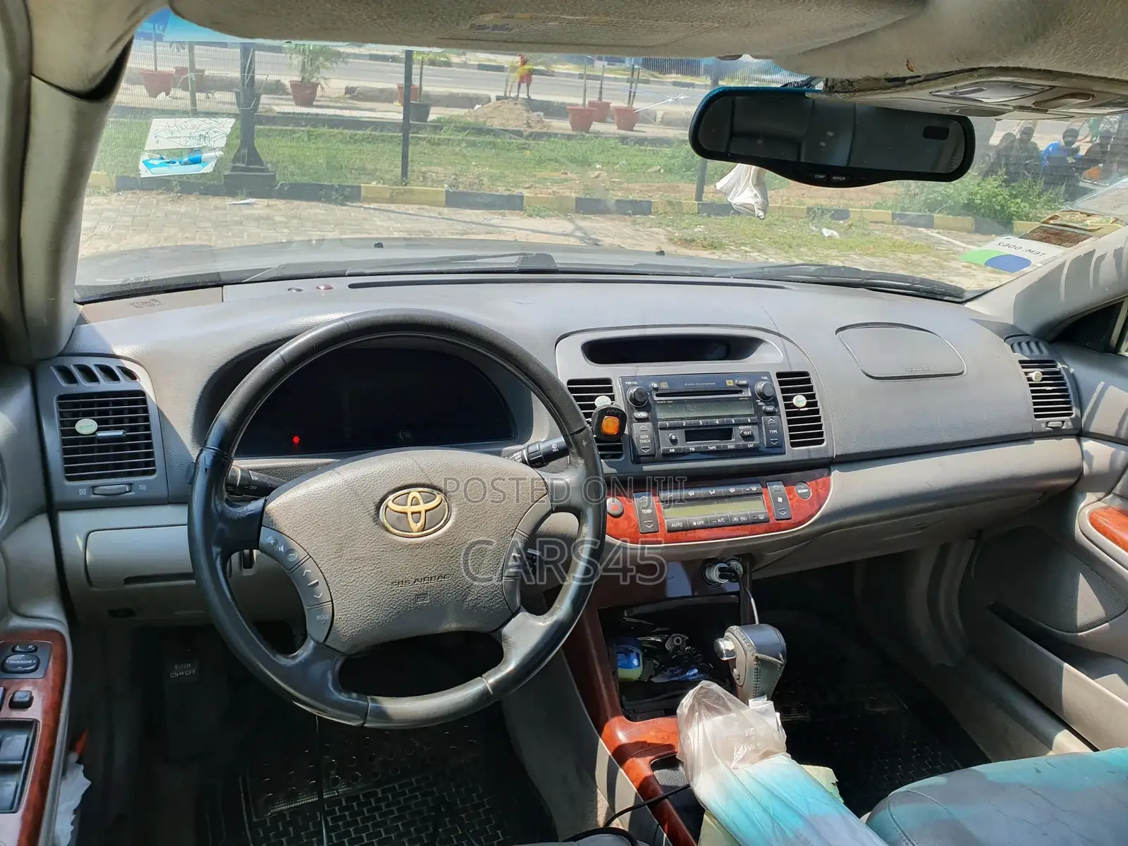 Toyota Camry 2005 Gray