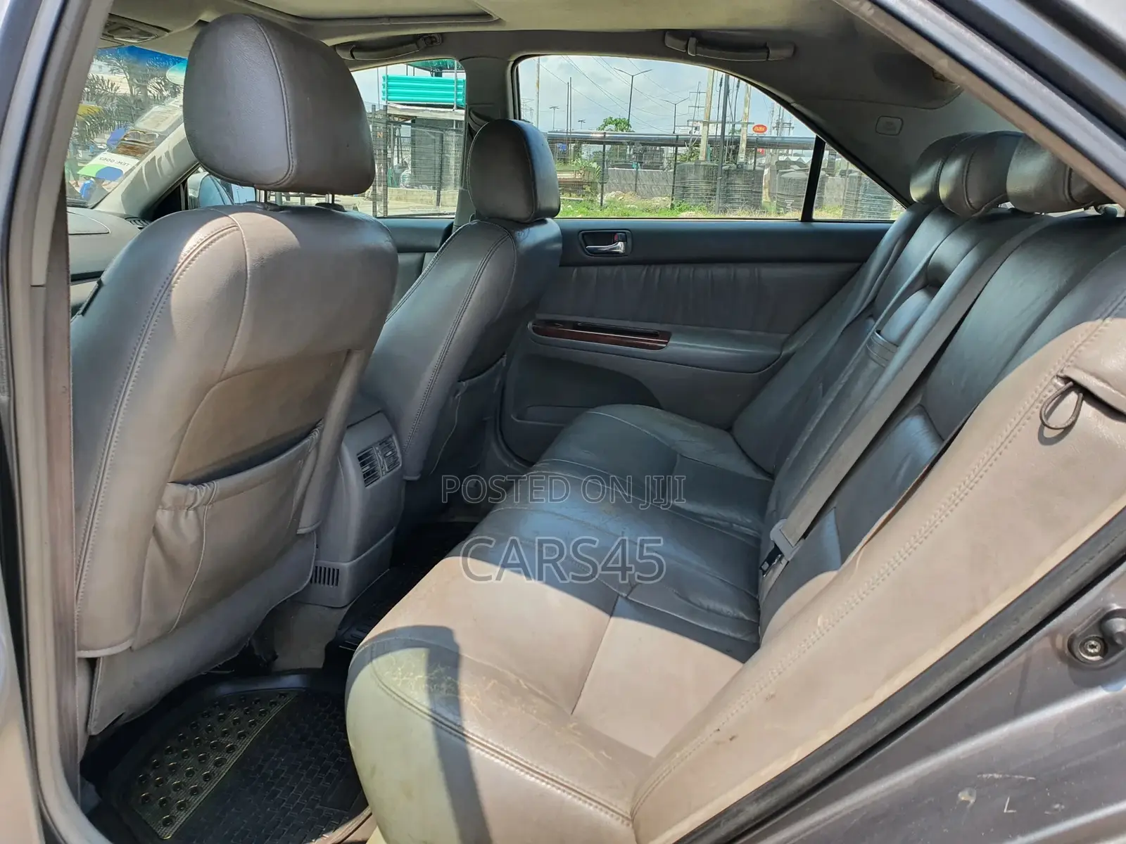 Toyota Camry 2005 Gray
