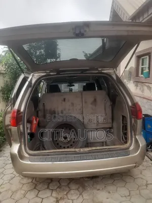 Toyota Sienna 2007 Gold