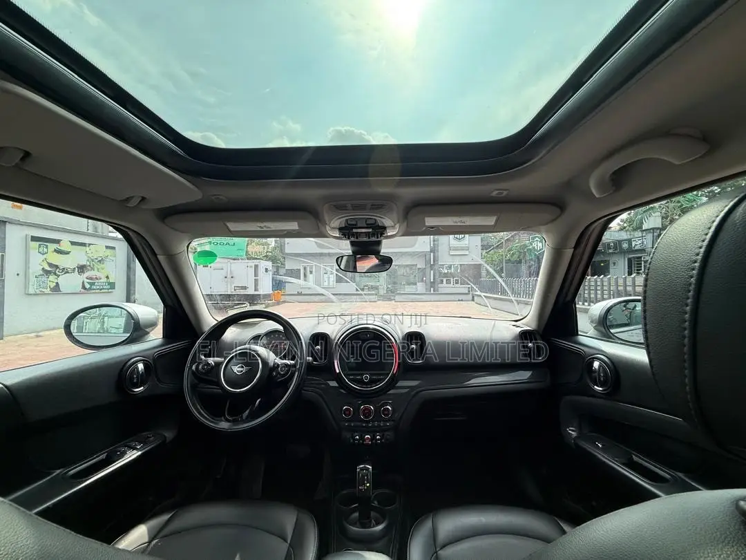 Mini Cooper 2020 Silver