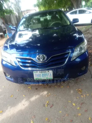 Toyota Camry 2011 Blue