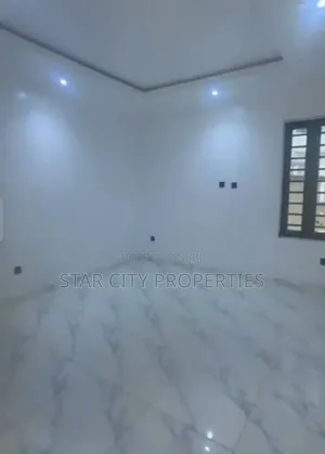 3bdrm Apartment in Ogudu Gra Lagos for rent