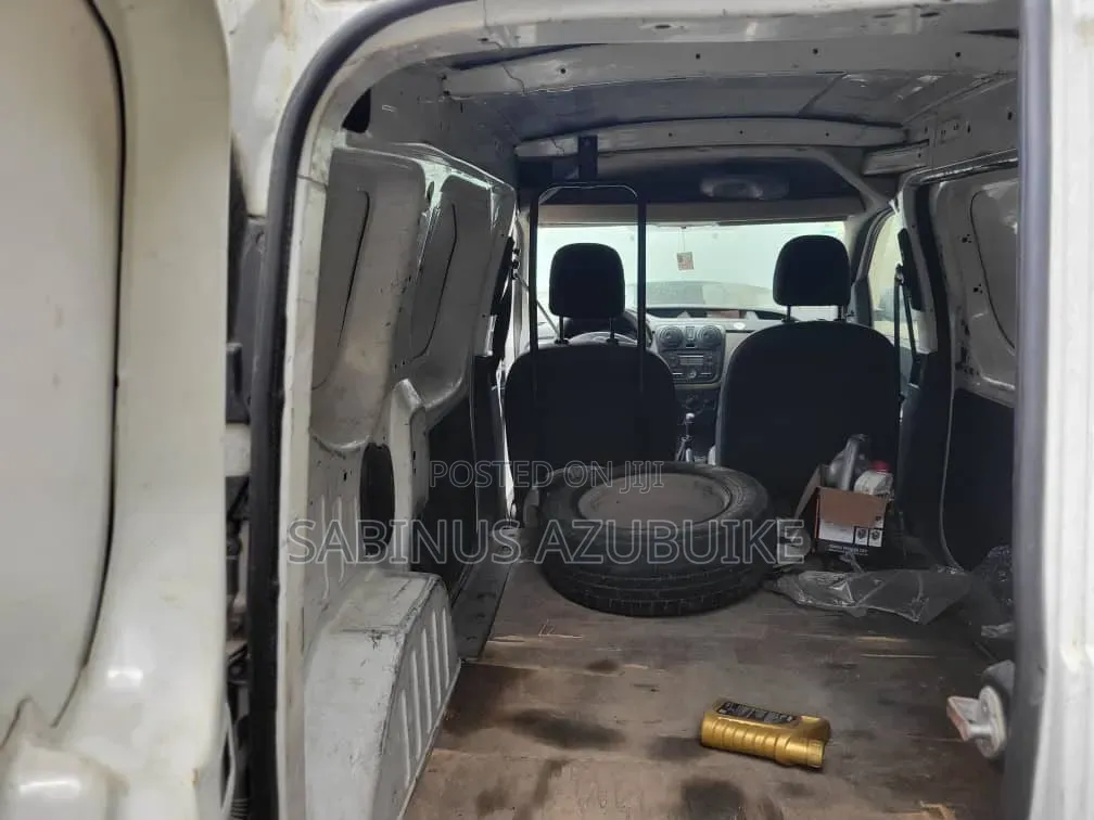 Renault Trafic 2016 White
