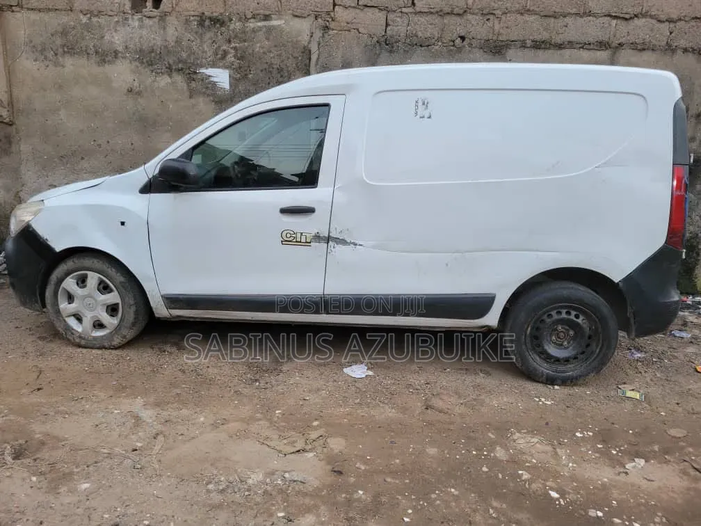 Renault Trafic 2016 White