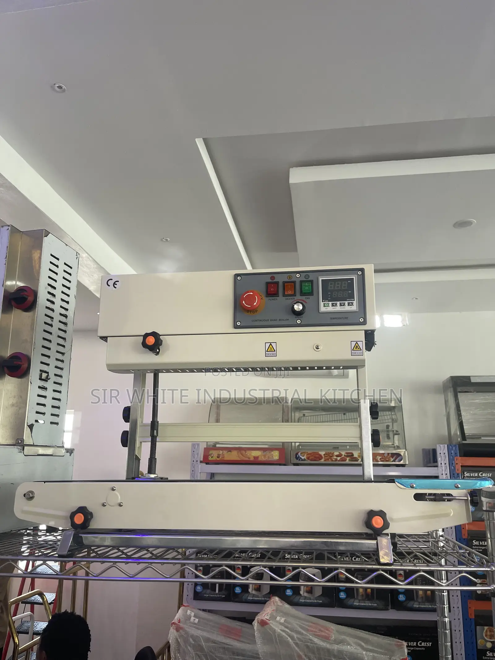 Automatic Sealing Machine