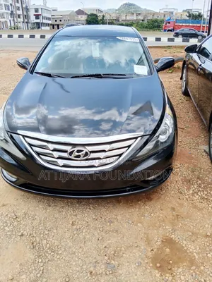 Hyundai Sonata 2010 Black