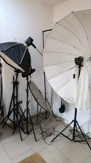 Full-Time Studio Photographer Needed