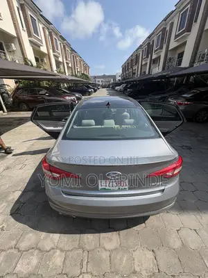 Hyundai Sonata Limited 4dr Sedan (2.4L 4cyl 6A) 2015 Silver