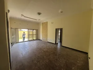 4bdrm Bungalow in Mayfair Garden, Awoyaya for rent