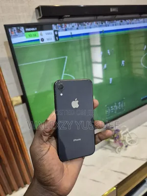 Apple iPhone XR 64 GB Black