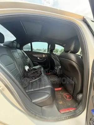 Mercedes-Benz C300 2016 Silver